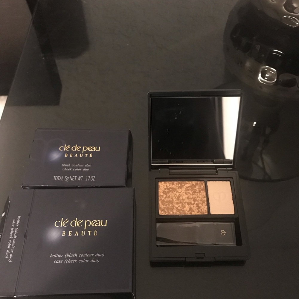 Cle de Peau-Blush Duo with case. Brand new